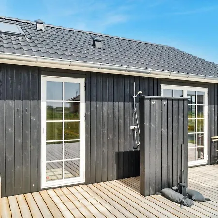 Holiday home Annerose - 550m From The Sea By Interhome